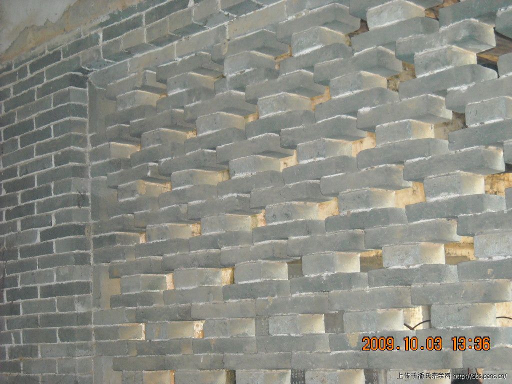 2010\05\29\1940159359185.jpg                                                                        